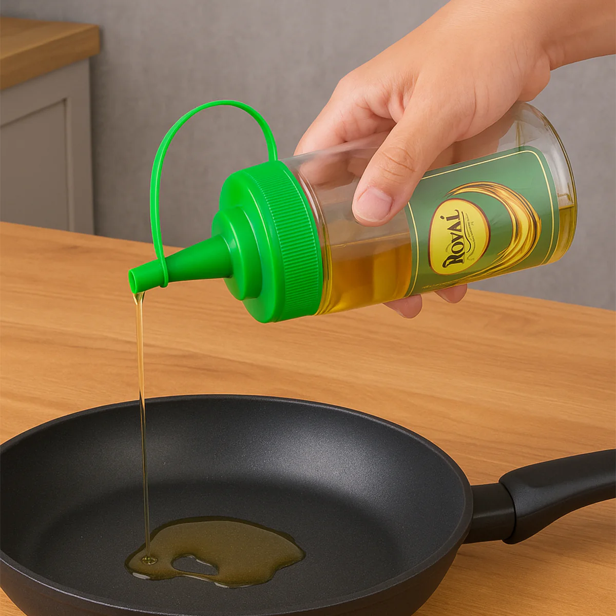 AM5788 Plastic Transparent Oil Dispenser - Cooking Oil Dispenser Bottle - Image 2