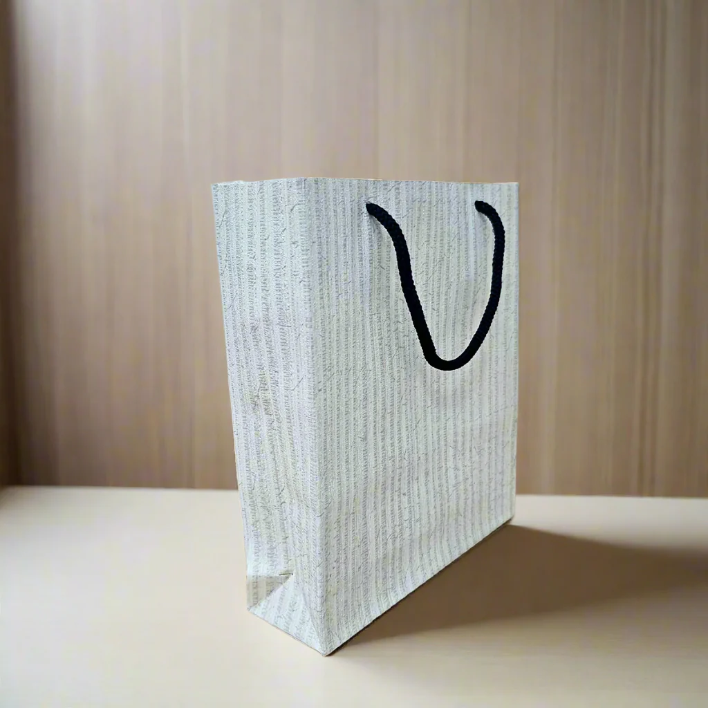 AM5949 Multi-Design Small Paper Gift Bag with Rope Handles - Pack of 1 - Image 2