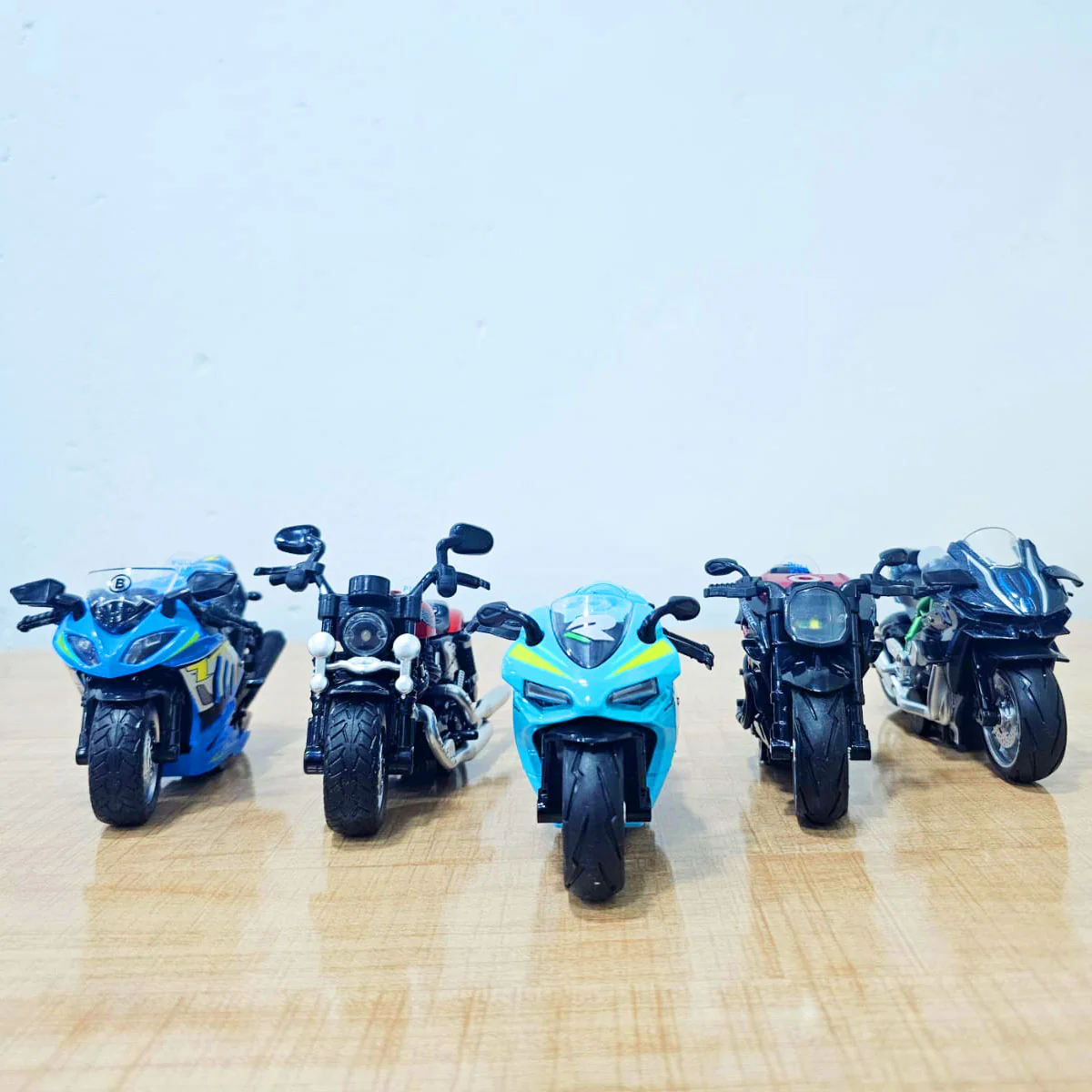 AM5961 Premium Die-Cast Metal Sport Bike Toy – Realistic Scaled Model for Play & Display - Image 12