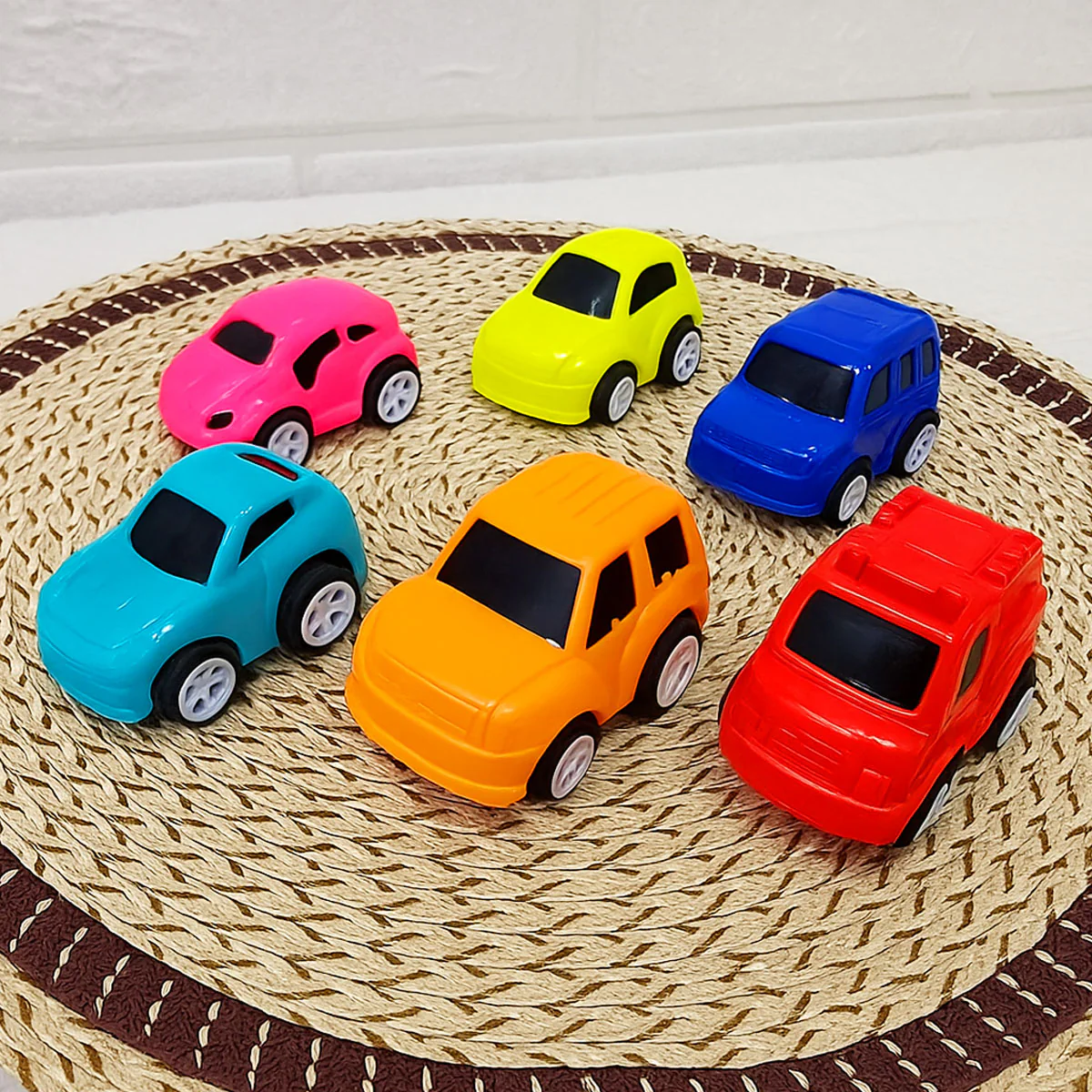 AM6026 Mini Pullback Car Set – 6 Colorful Toy Vehicles - Image 2