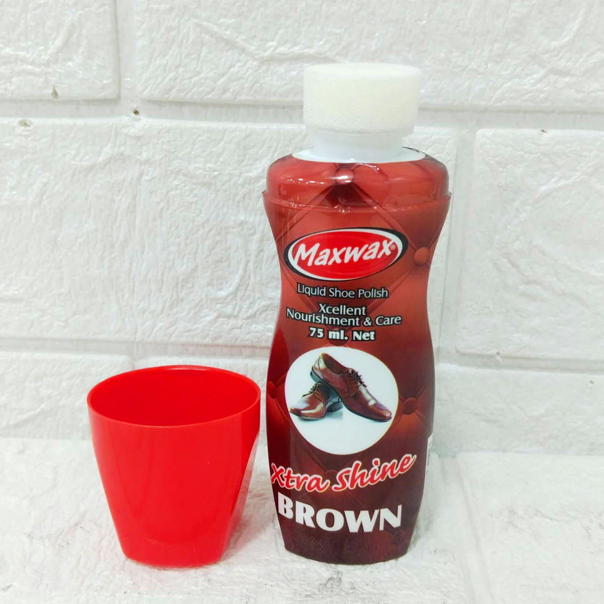 AM6149 Maxwax Liquid Shoe Polish – Brown (75 ml) - Image 4