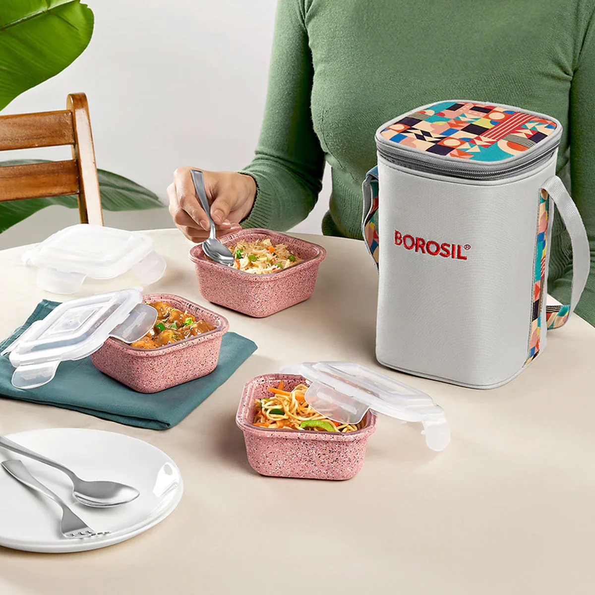 AM6190 Borosil Kube Pink Glass Lunch Box, Square x 3 (Tall), Set of 3, 320ml - Image 3
