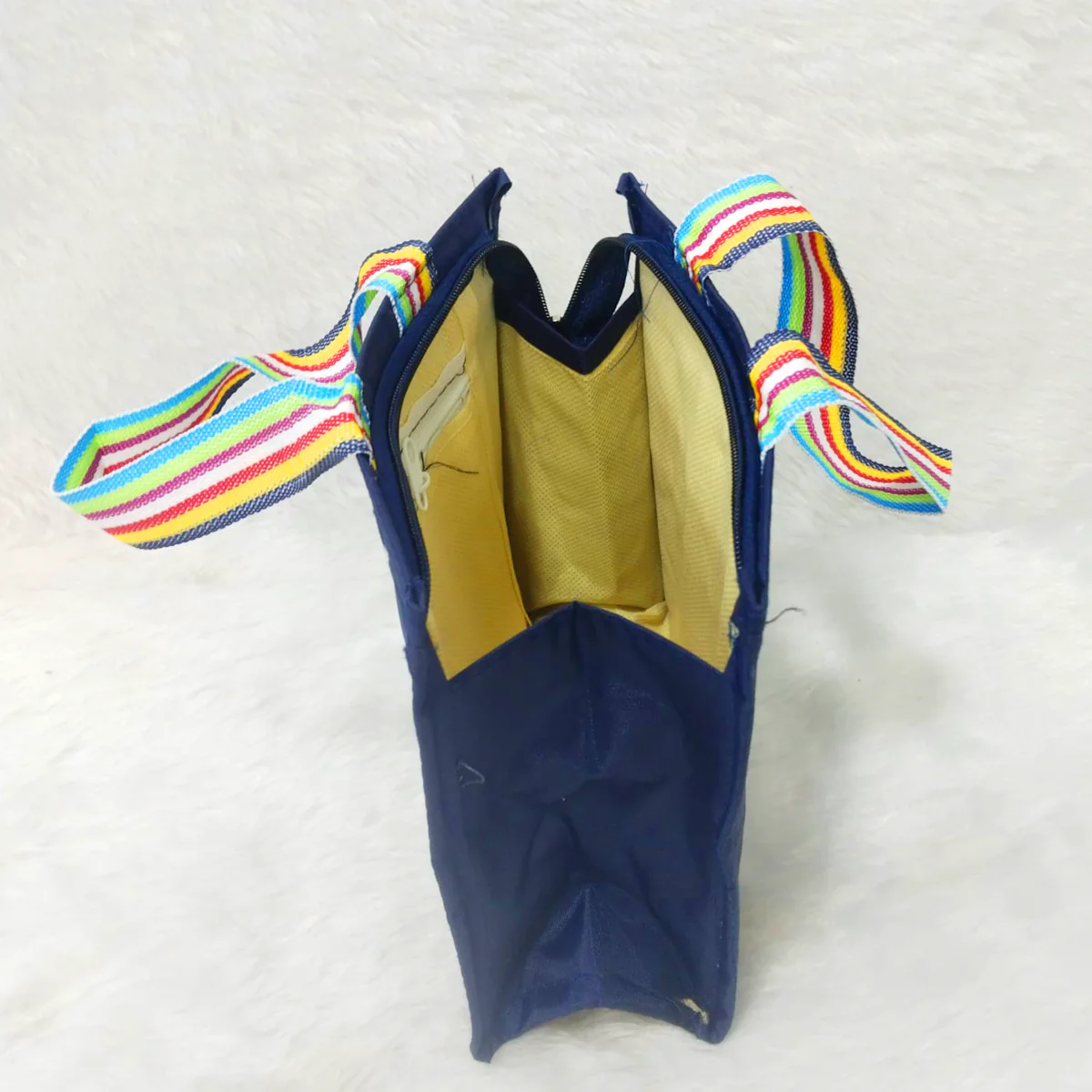 AM6215 Voyage Tote Bag with Rainbow Strap - Image 3