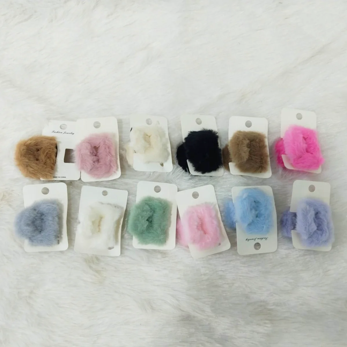 AM6219 Mixdesign Small Furry Hair Clutchers - Image 8