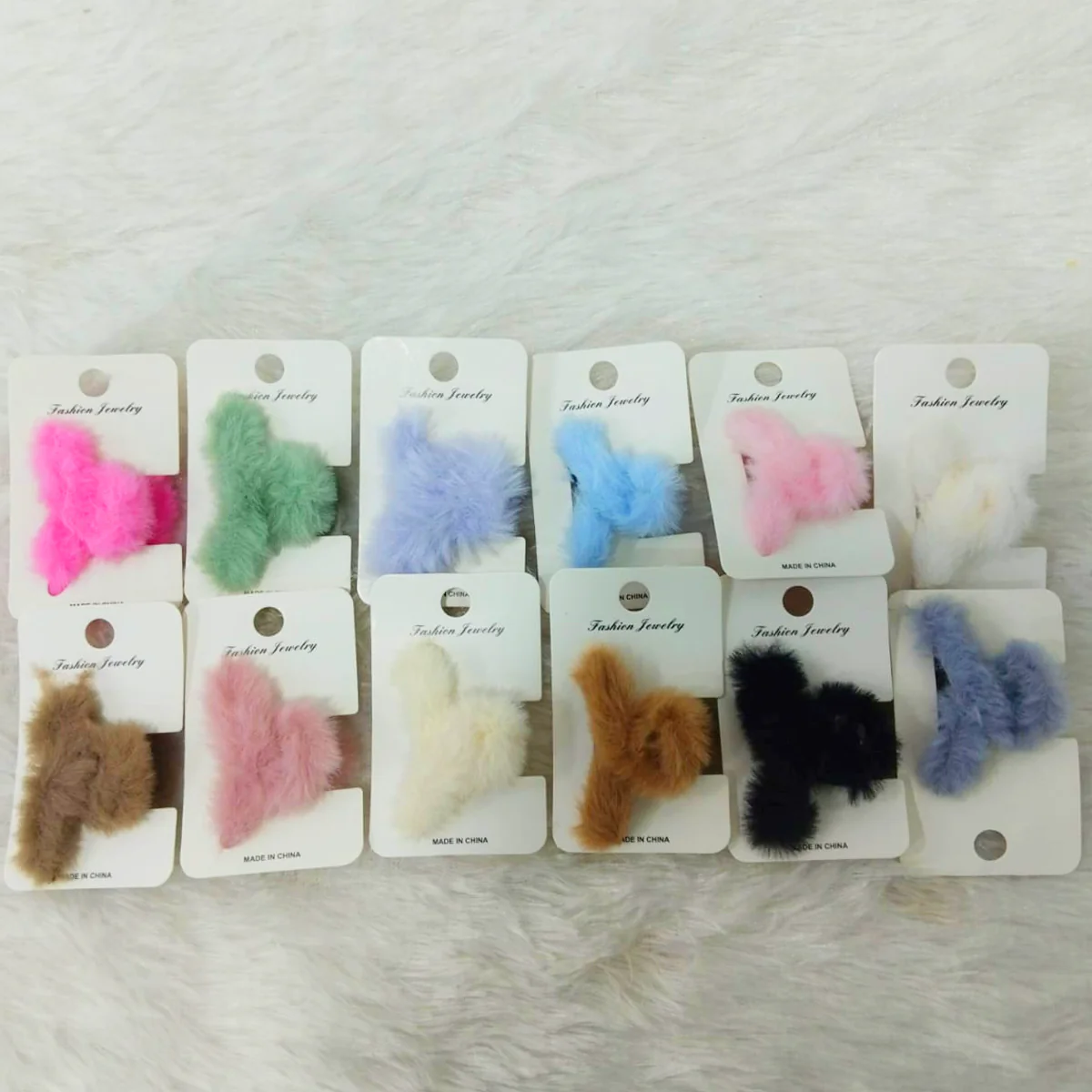 AM6219 Mixdesign Small Furry Hair Clutchers - Image 9
