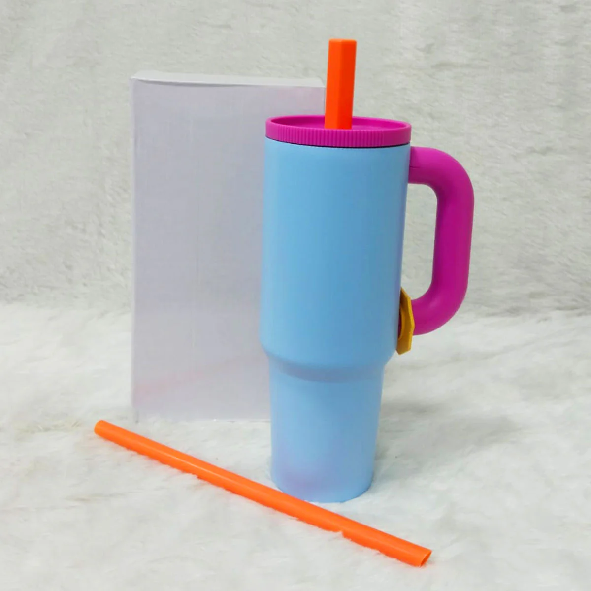 AM6257 Colorful Insulated Tumbler with Handle & Straw – Hot & Cold Travel Mug - Image 3