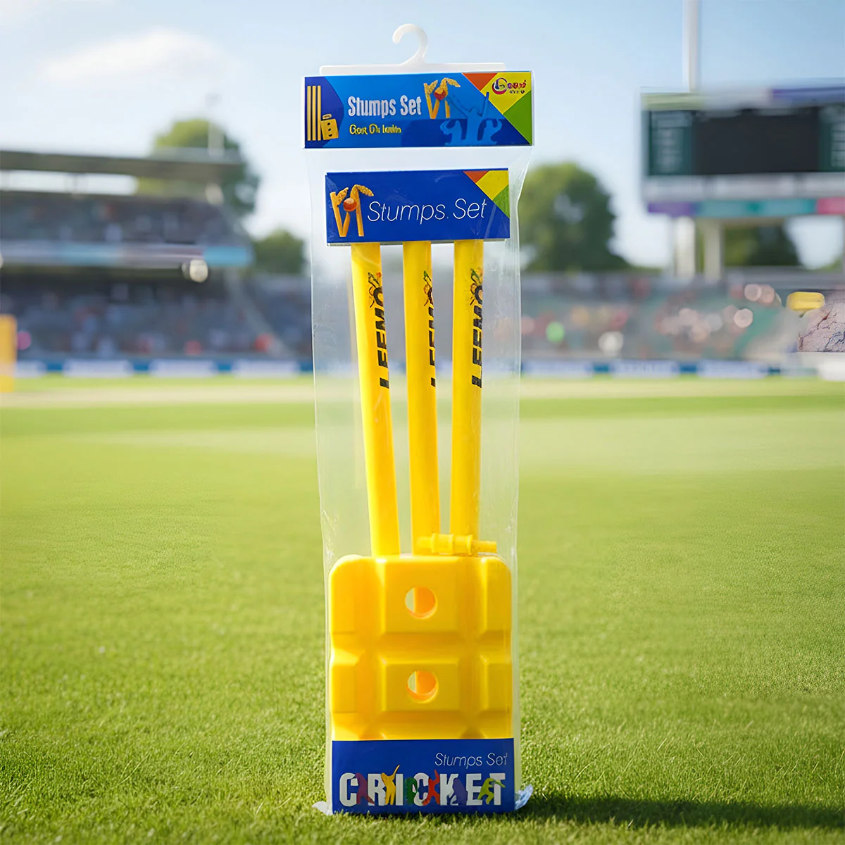 AM6510 Plastic Cricket Stumps Set - Big (3 Wickets, 1 Base, 2 Bails) - Age 10+ Years - Image 2