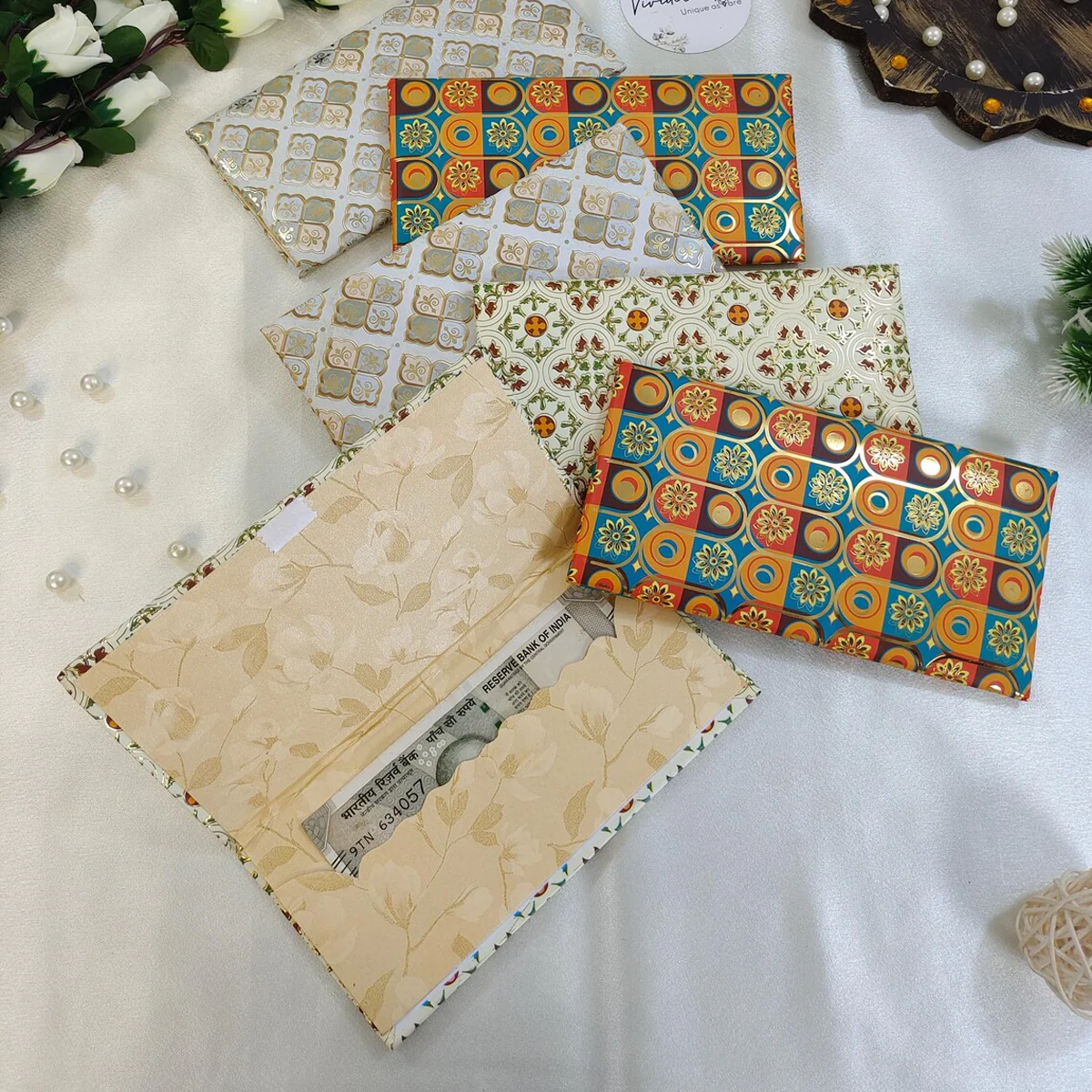 AM6628 Mix-Design Decorative Gold Foiled Shagun Envelope - 1pc - Image 2