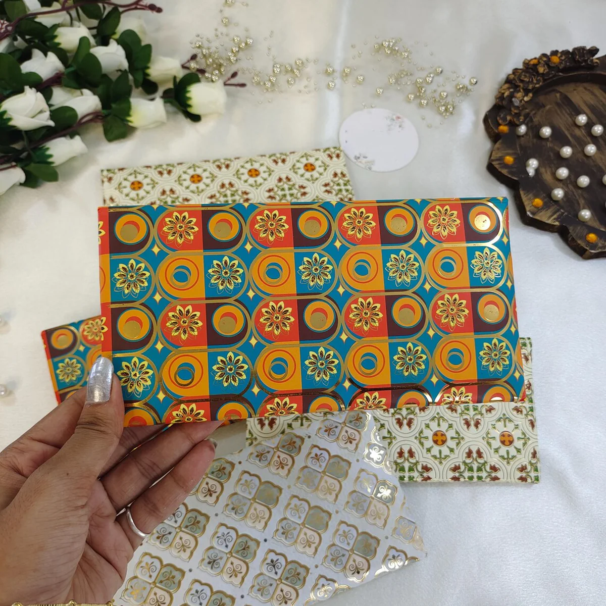 AM6628 Mix-Design Decorative Gold Foiled Shagun Envelope - 1pc - Image 7