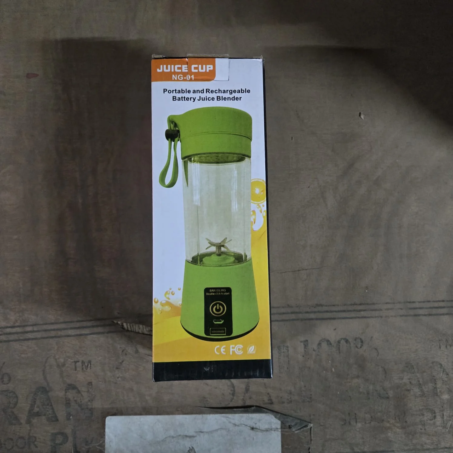 AM6822 Portable 2 USB Electric Juicer – 6-Blades Protein Shaker Blender Cup (380 ML) - Image 6