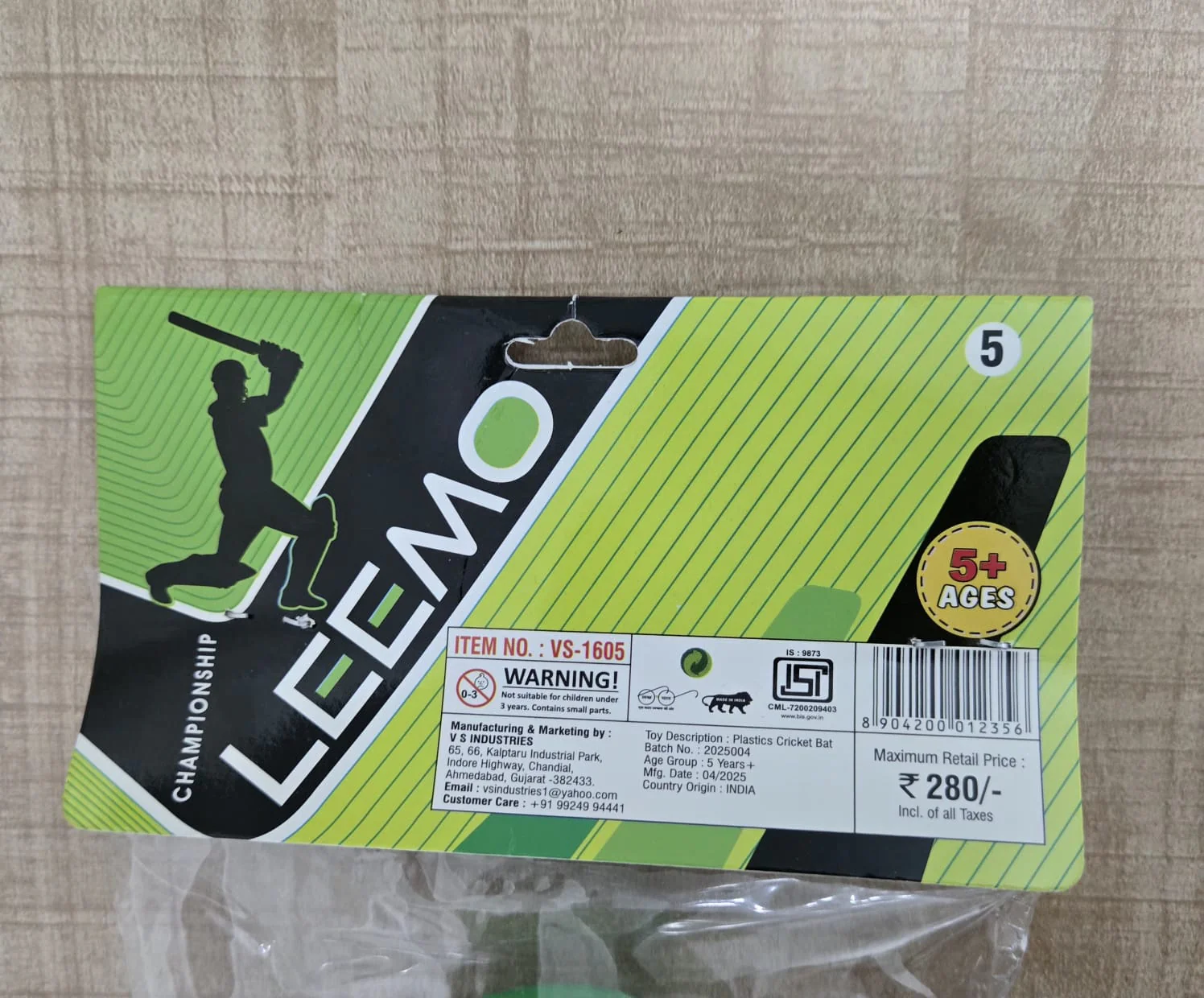 AM7071 LEEMO Championship Plastic Cricket Bat & Ball Set (Size 5) - Image 3