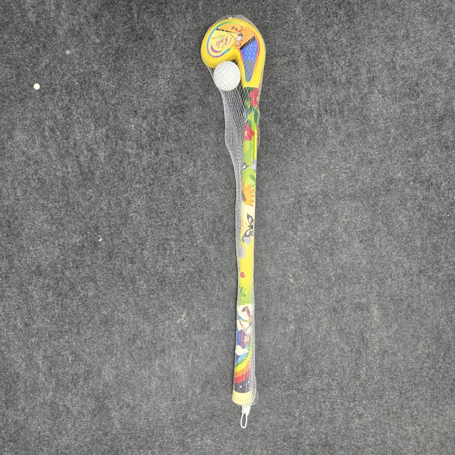 AM7073 Kids’ Plastic Hockey Stick and Ball Set (Multicolor) - Image 2