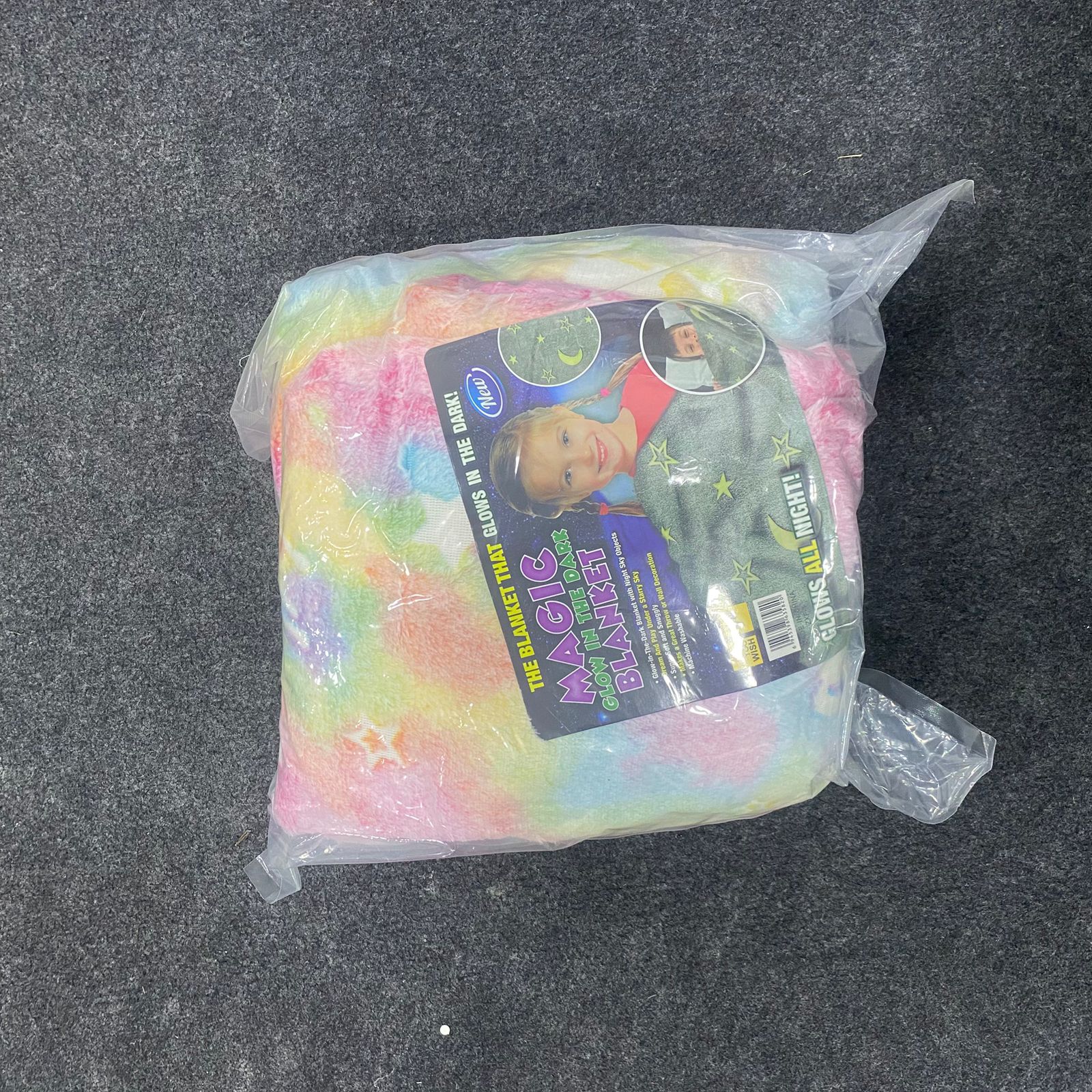 AM7557 Magic Glow in the Dark Super Soft Plush Blanket for Kids (1-Pcs) 6*5.5 ft - Image 7