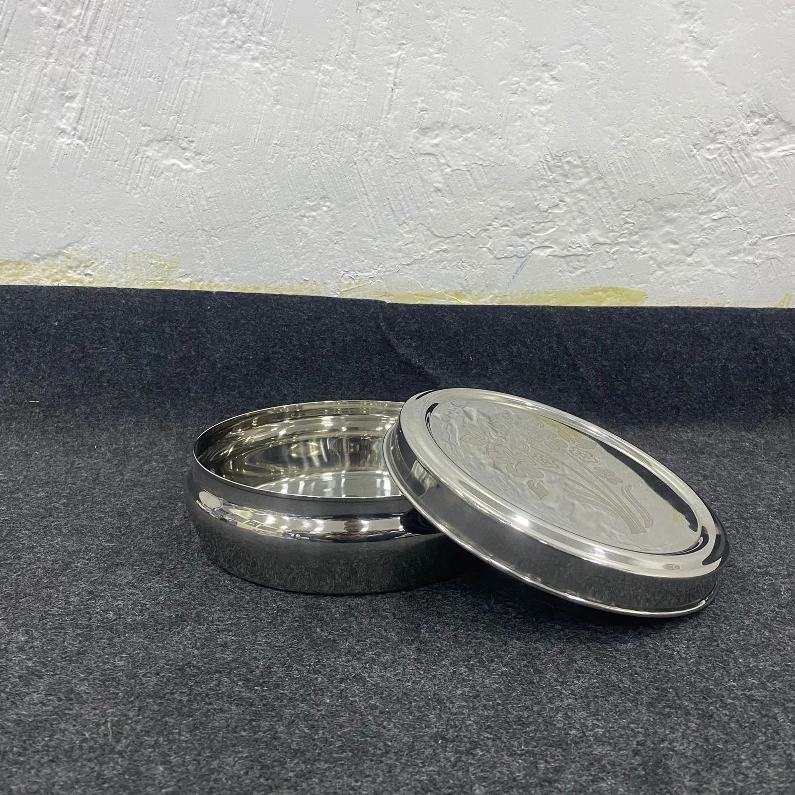 AM7571 Premium Stainless Steel Laser-Engraved Puri Dabba / Multi-Purpose Mirror Finish Flat Storage Container - Image 3