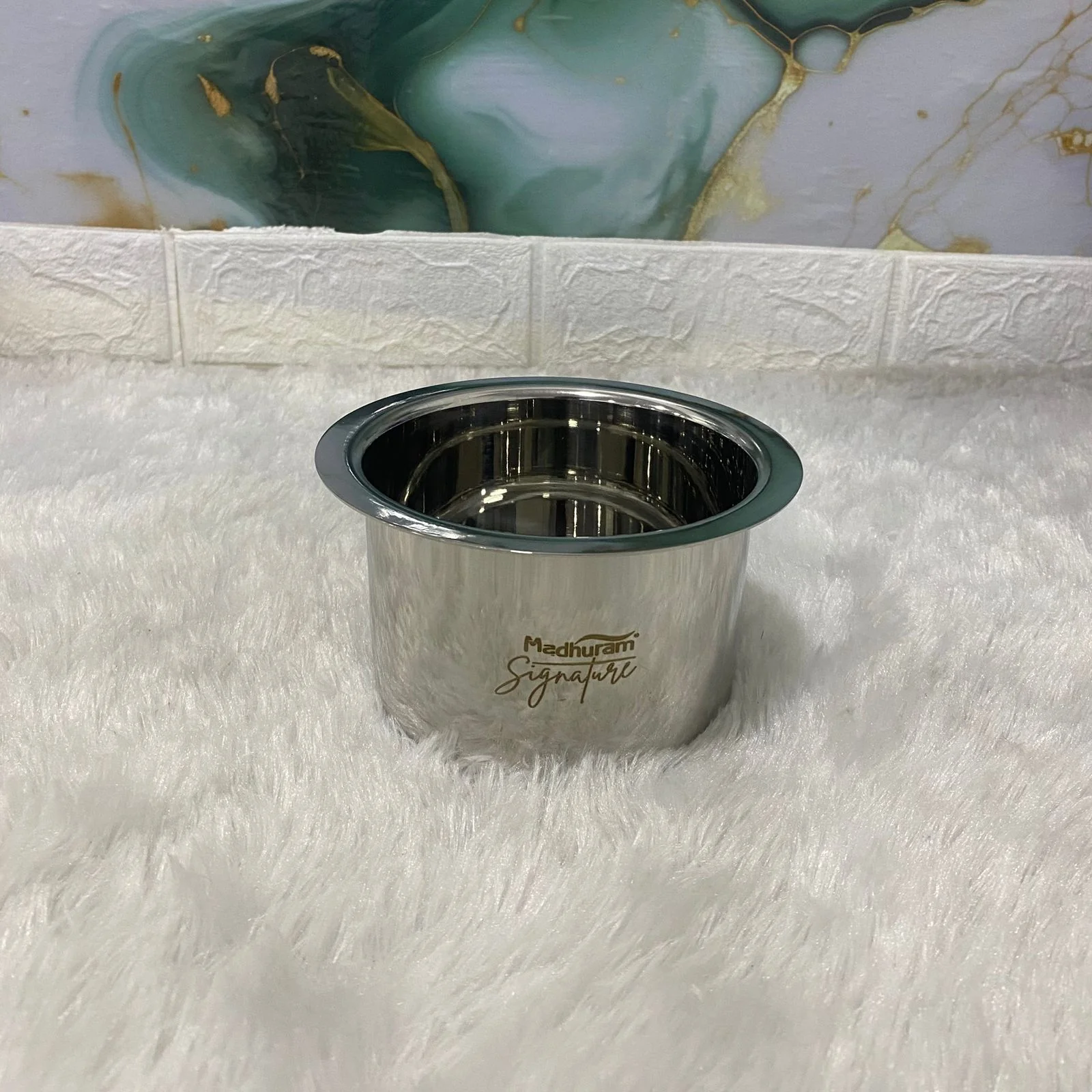 AM7578 Madhuram Signature Premium Stainless Steel Deep Vessel / Container (750 ml, 8x11x11 cm) - Image 2