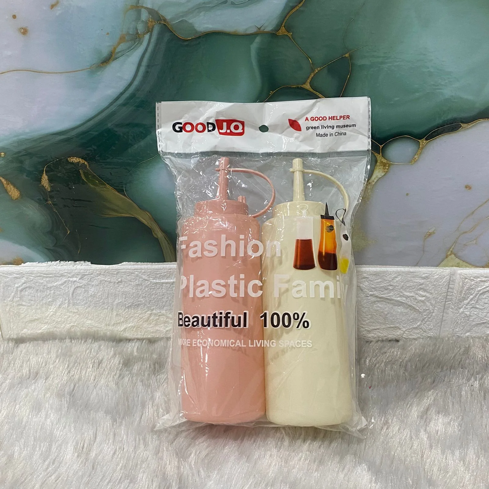 AM7667 Set of Two Pastel Colored Plastic Squeeze Condiment Bottles with Nozzle Caps for Kitchen Use - Image 2
