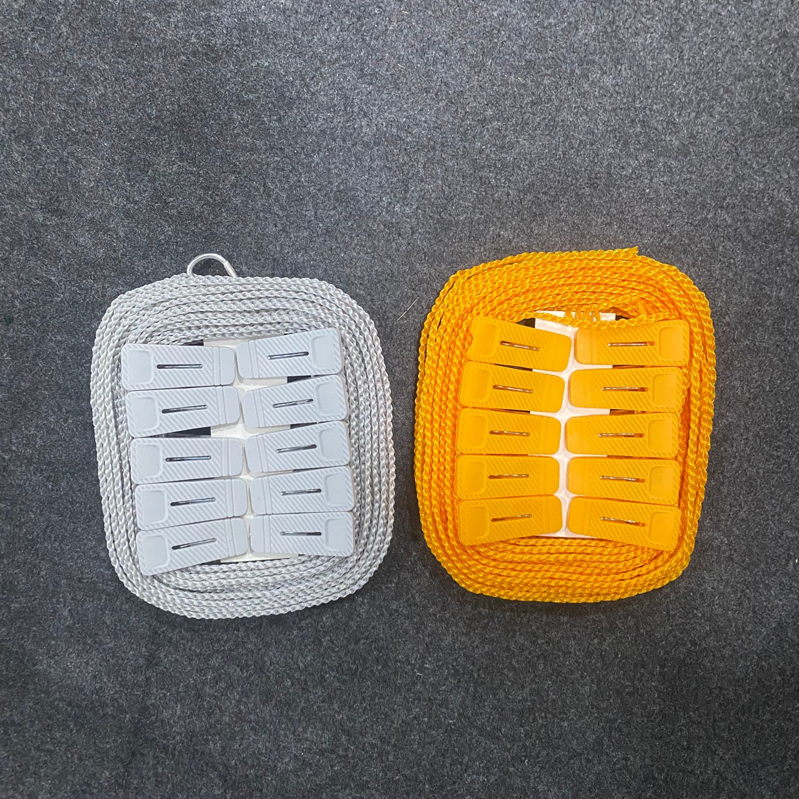 AM7674 Heavy Duty 8 Meter Nylon Clothesline Drying Rope with 10 Windproof Plastic Pegs - Image 4