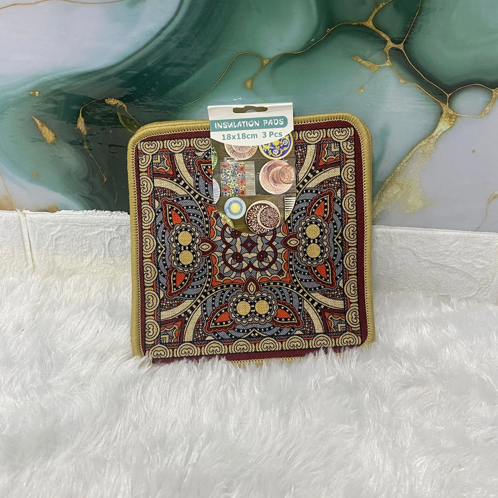 AM7709 DECORATIVE SQUARE HEAT RESISTANT INSULATION PADS FOR KITCHEN SURFACES AND DINING TABLE TOPS - Image 4