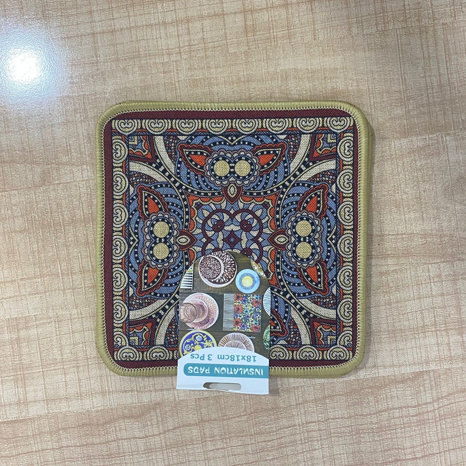 AM7709 DECORATIVE SQUARE HEAT RESISTANT INSULATION PADS FOR KITCHEN SURFACES AND DINING TABLE TOPS - Image 6