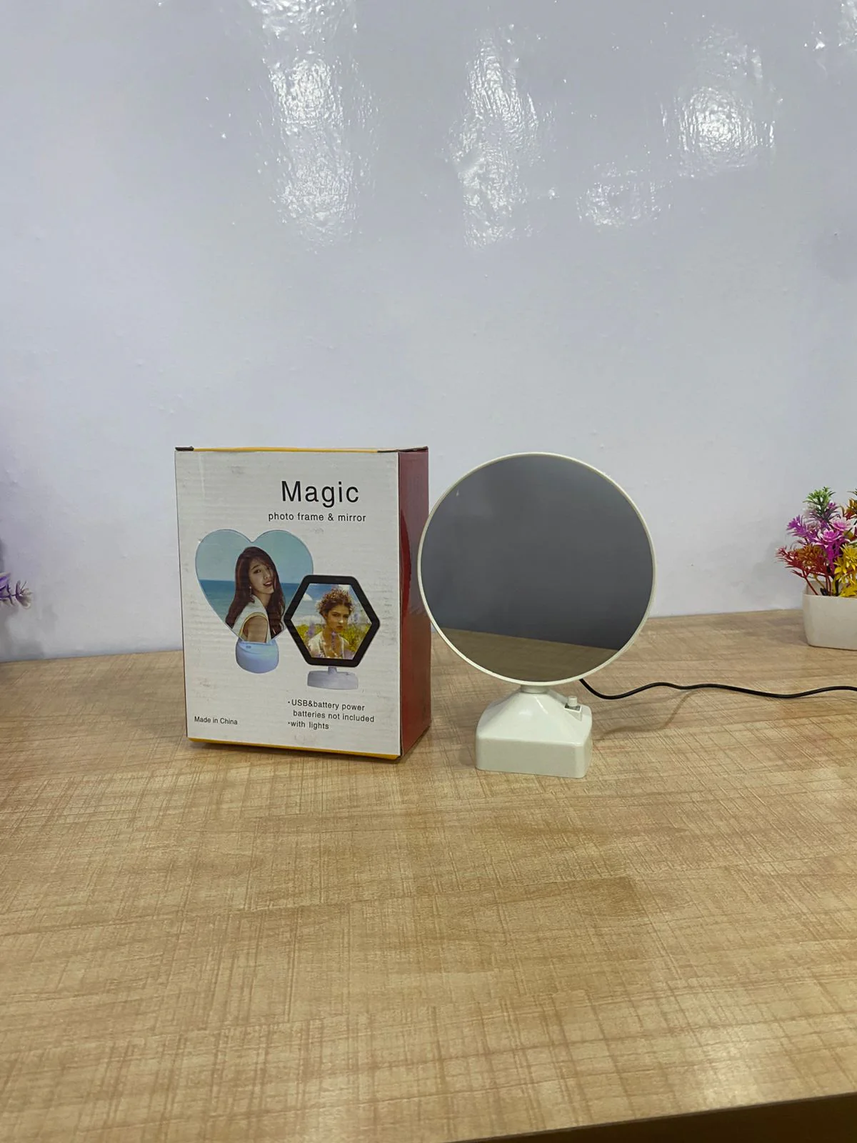 AM7714 MULTIFUNCTIONAL MAGIC MIRROR PHOTO FRAME WITH LED LIGHTING FOR HOME DECOR AND GIFTING - Image 7