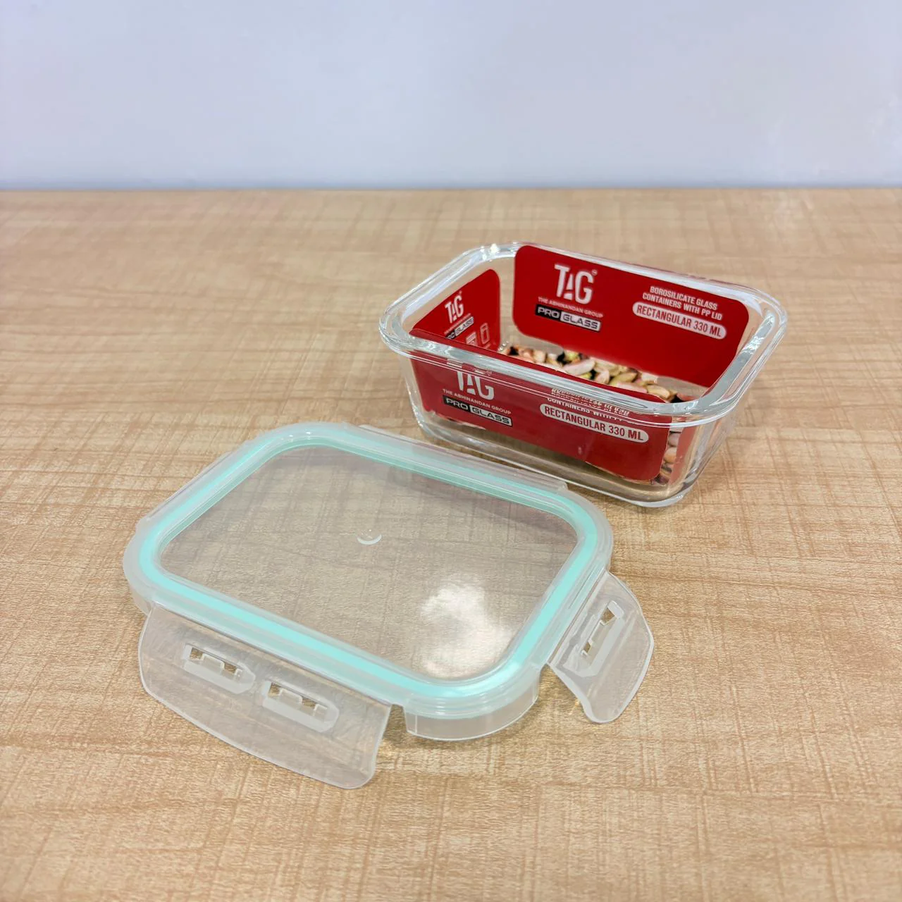 AM7798 TAG RECTANGULAR BOROSILICATE GLASS FOOD CONTAINER WITH AIRTIGHT SEALABLE LID 330ML CAPACITY - Image 4