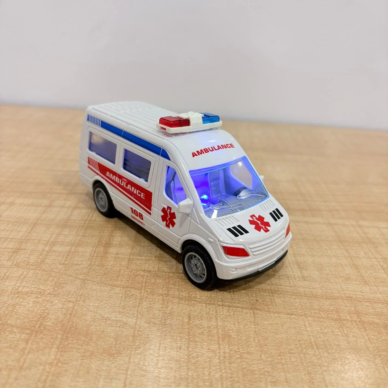 AM7819 108 Emergency Pull-Back Ambulance Toy Van with Internal LED Lights - Image 7