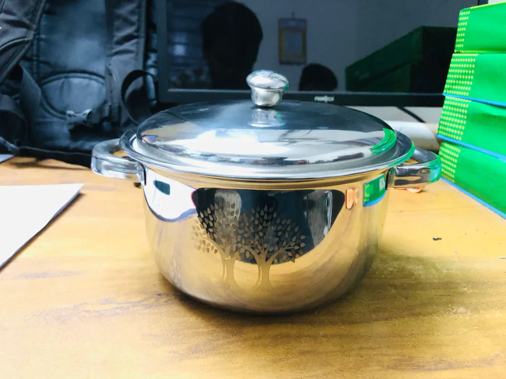3796 Stainless Steel Induction Bottom Dutch Oven with Steel Lid - 2000 ML - Image 6