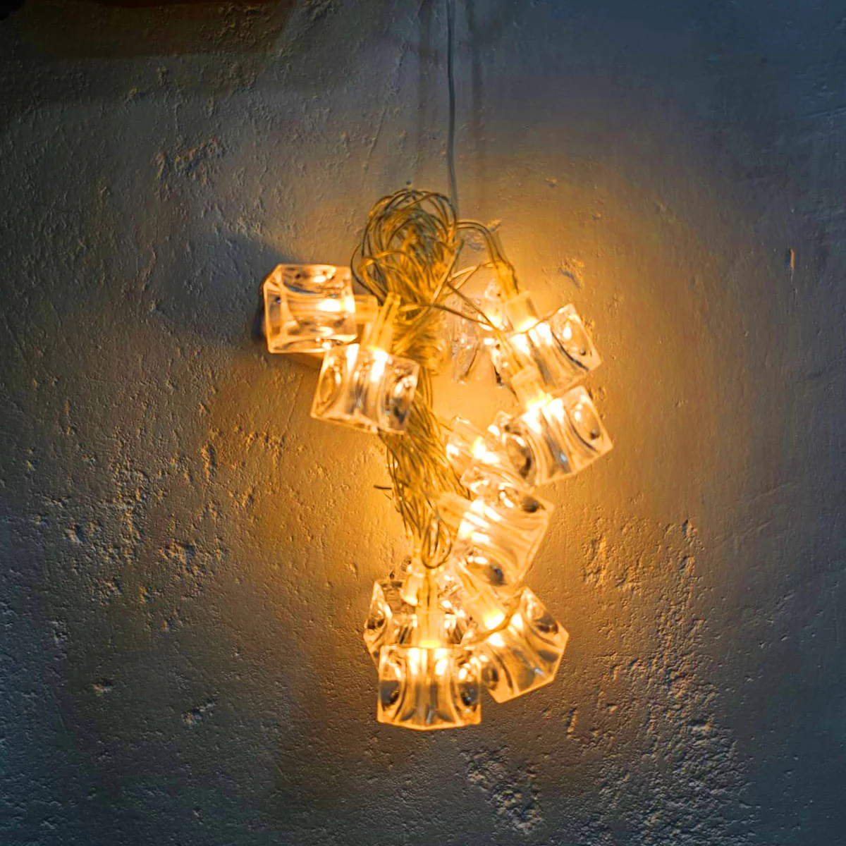Di0075 14 Ice Cube Warm LED String Lights - Image 4