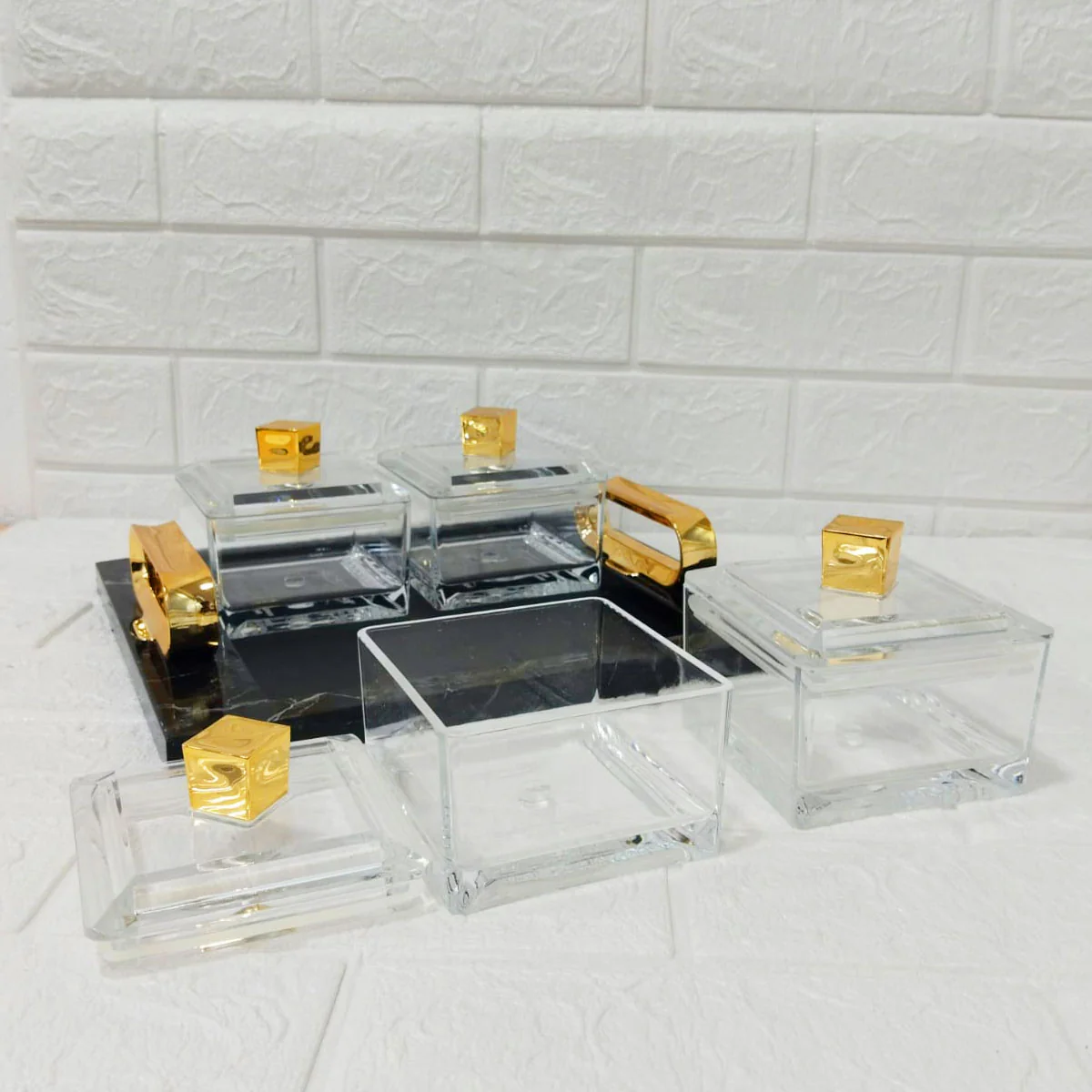Di0157 Rishabh Super Canopy Multipurpose Set - 4 Heavy Acrylic Containers with Black Marble Finish Tray - Image 2