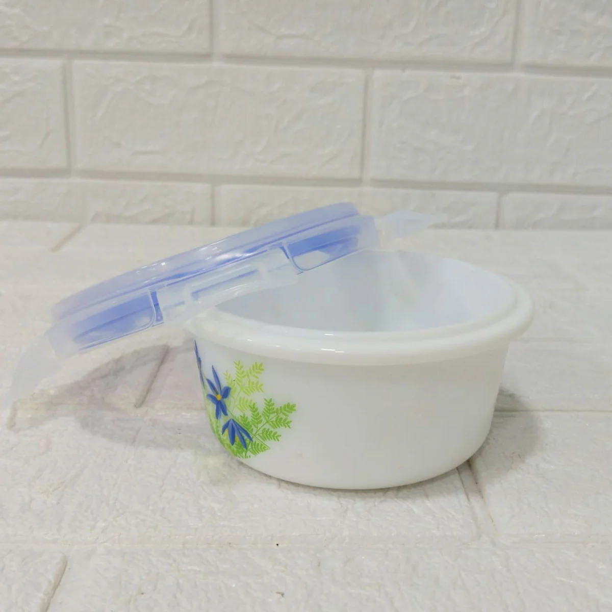 Di0239 Cello Small Marbelow Storage Bowl Set - 2-Piece White Glass Bowls with Floral Print & Airtight Lids - Image 3