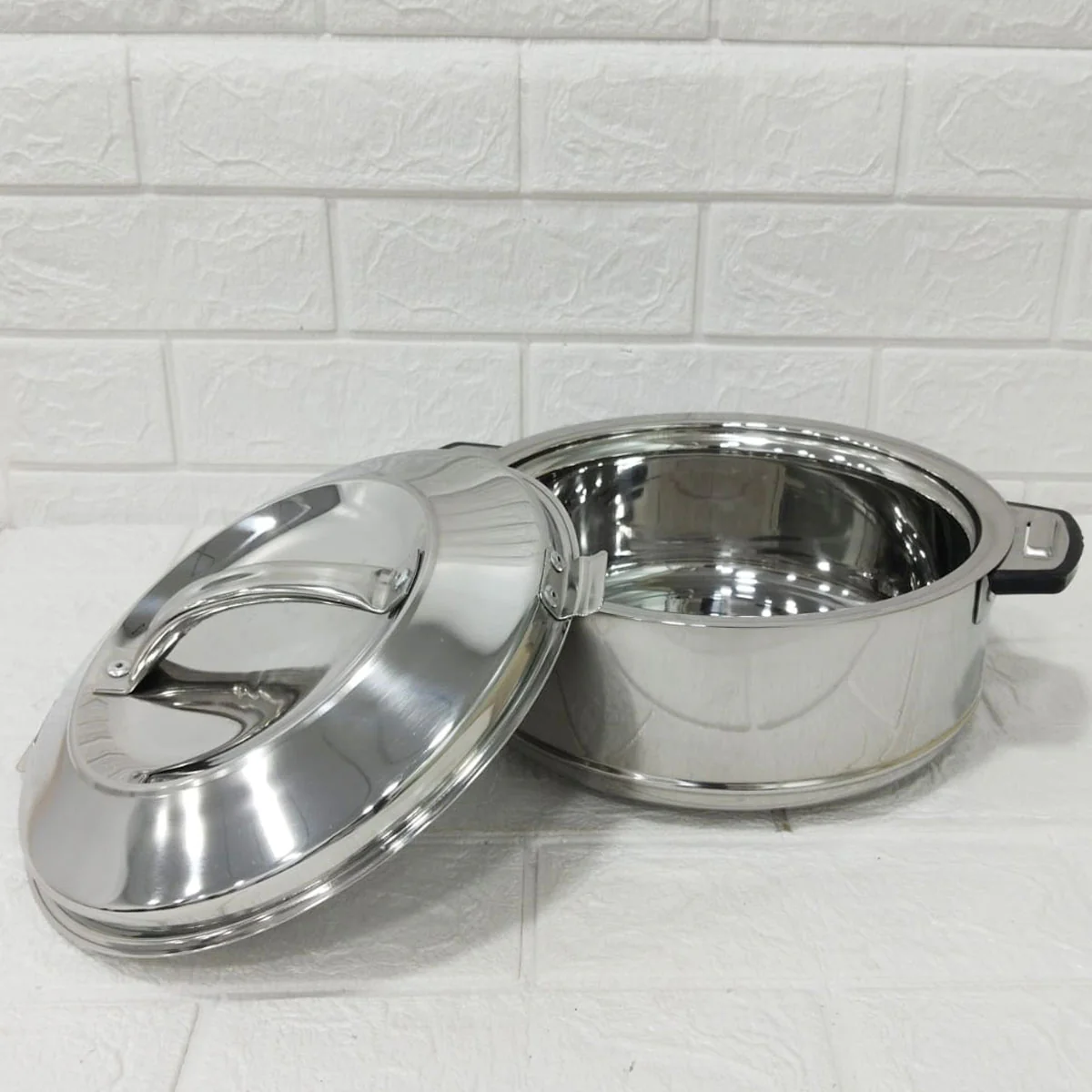 Di0281 Rishabh Stoney 2500 Insulated Steel Casserole - Image 3