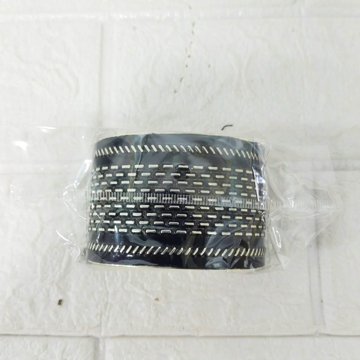 Di0308 Elegant Black & Silver Navratri Bracelet - Pack of 1pc - Image 5