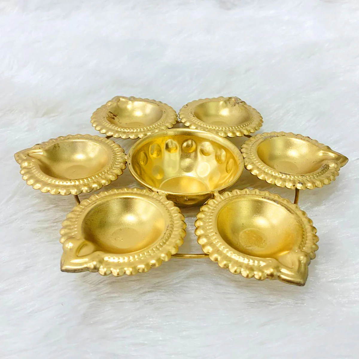 Di0320 Golden Decorative Diya Set β 6 Small Diyas with Central Holder - Image 7