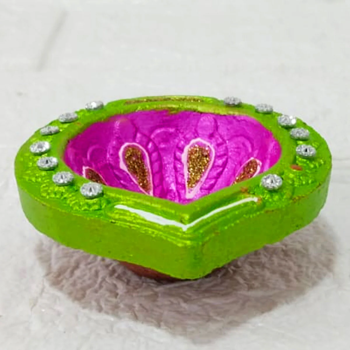 Di0382 Handmade Decorative Diwali Diyas Set of 4 – Multi-Design - Image 9