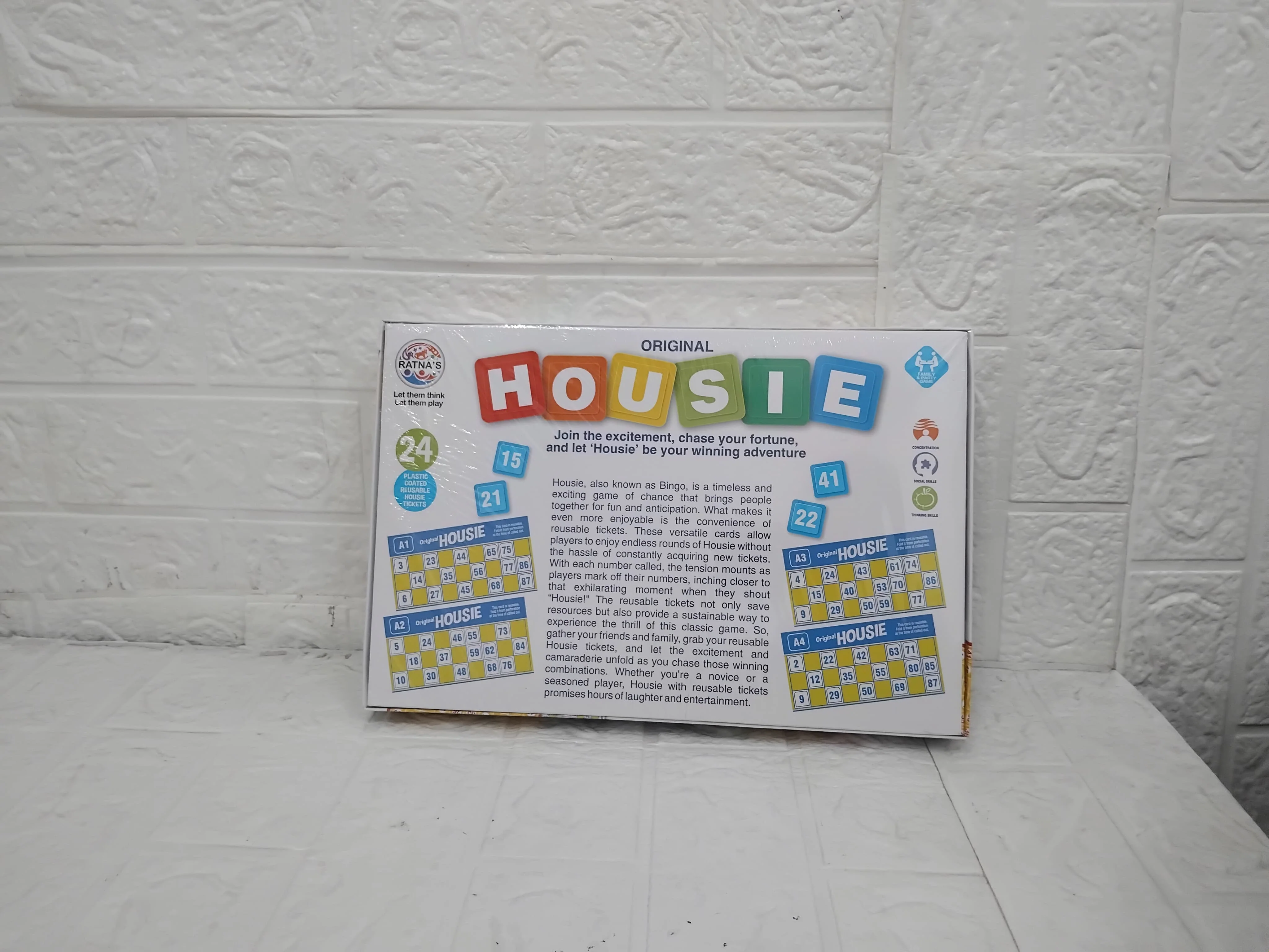 AM3512 Housie Board Game 24 Resuable Housie Tickets & 90 Numbers Tiles - Image 7