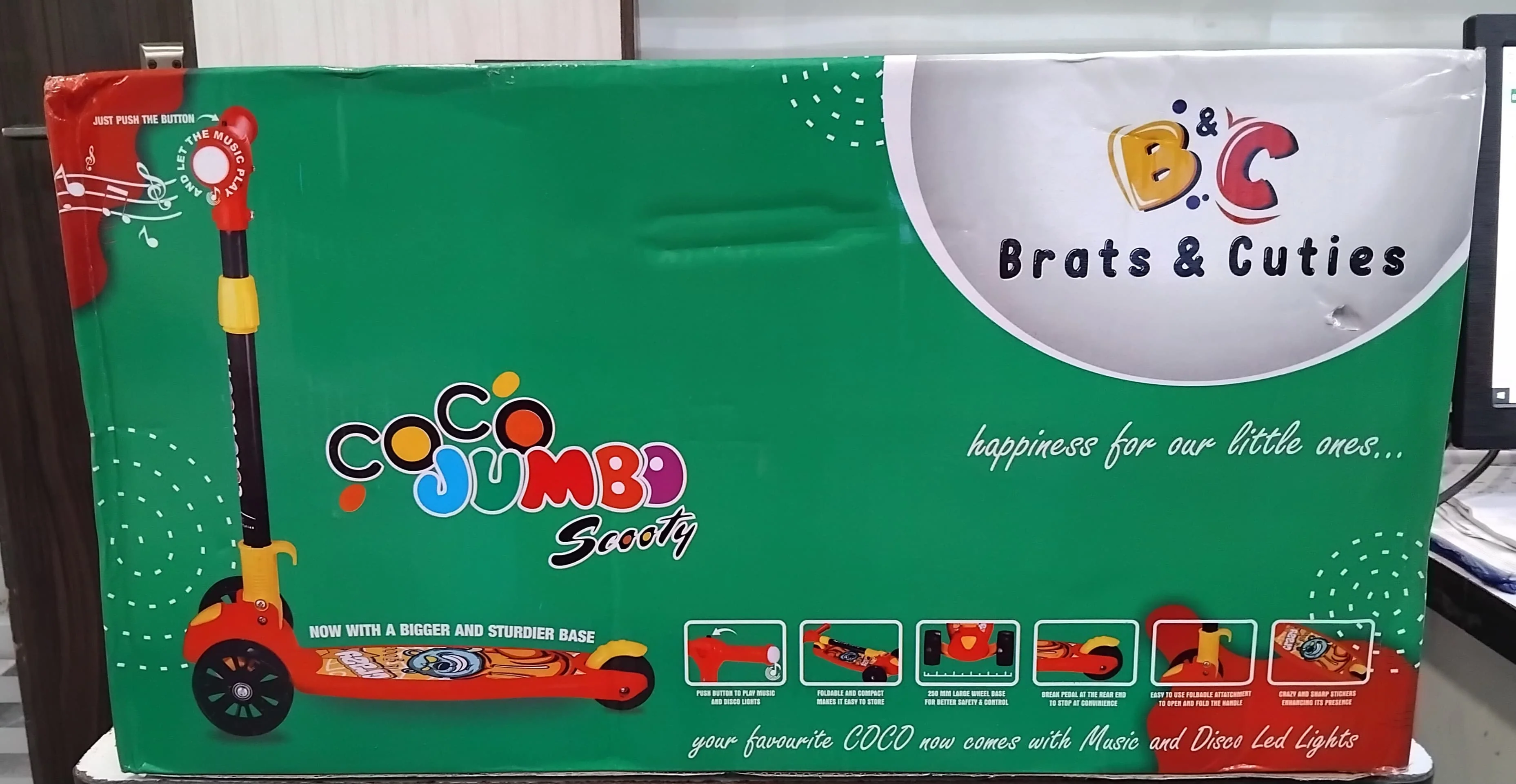 AM2876 Kick Scooter Coco Jumbo Led B & C Brats & Cuties Now With A Bigger And Sturdier Base Just Push The Button - Image 8