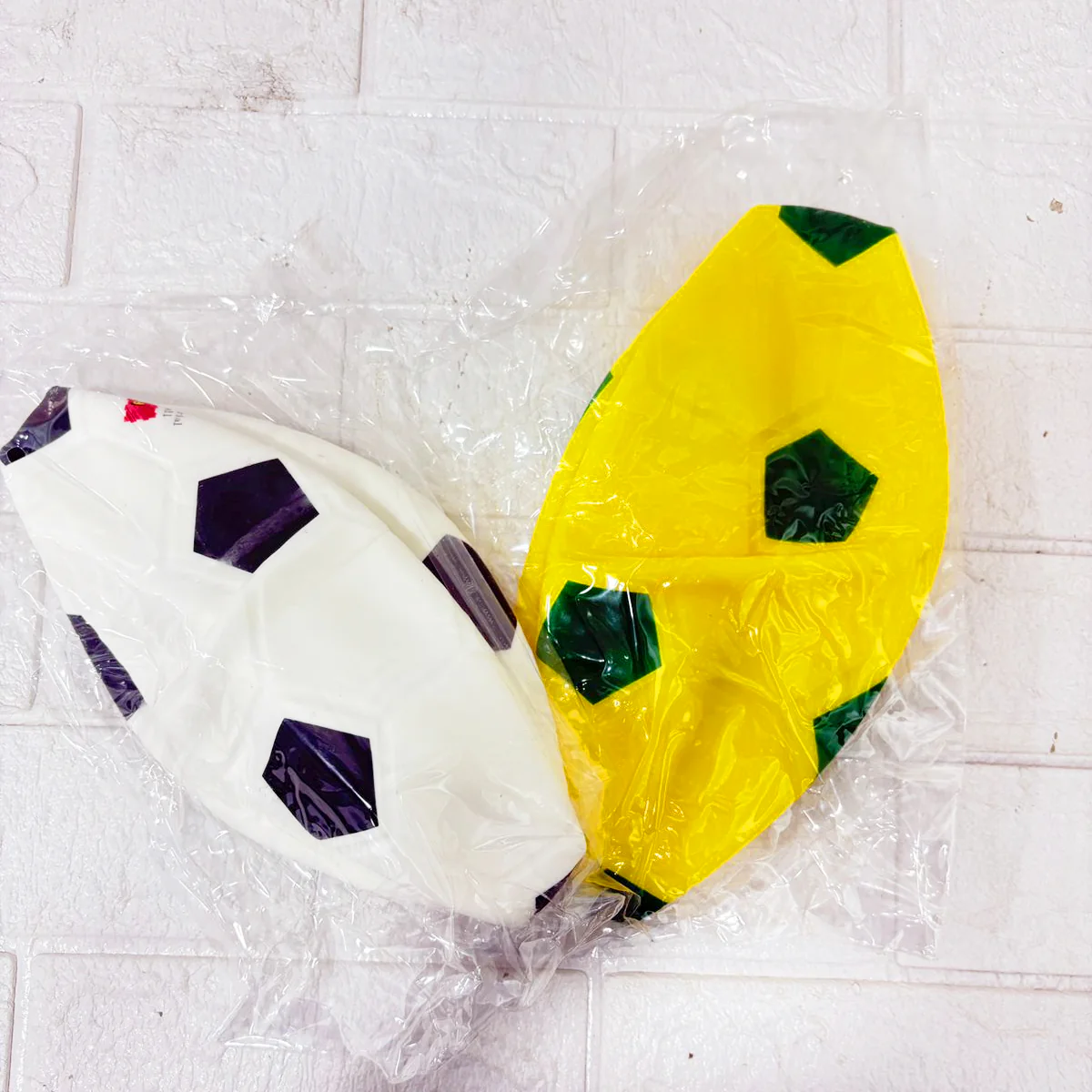 AM6318 Multicolor Football - Size: 9 Inch (Rubber Football) - Image 3
