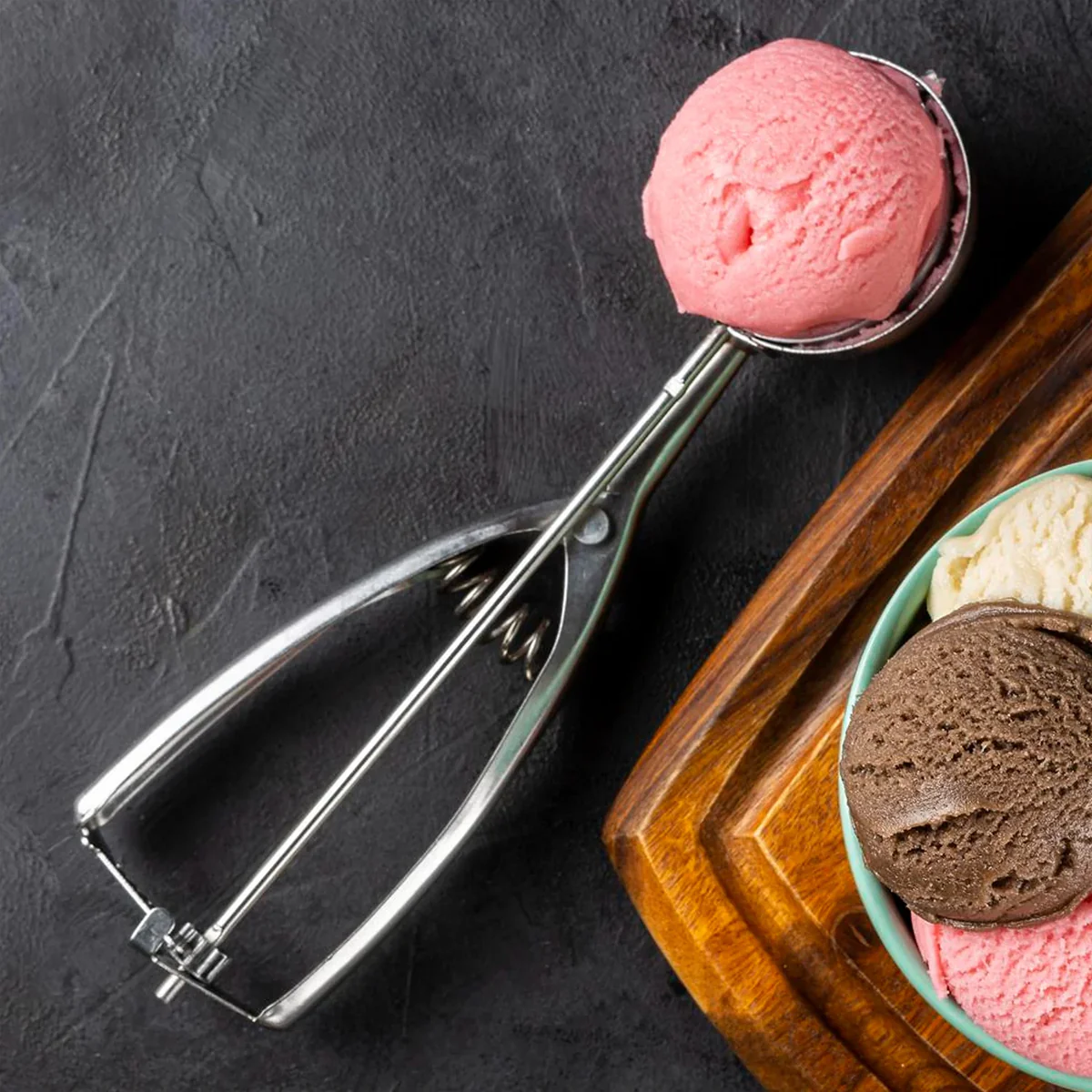 AM6722 Stainless Steel Ice Cream Scoop with Trigger - Image 4