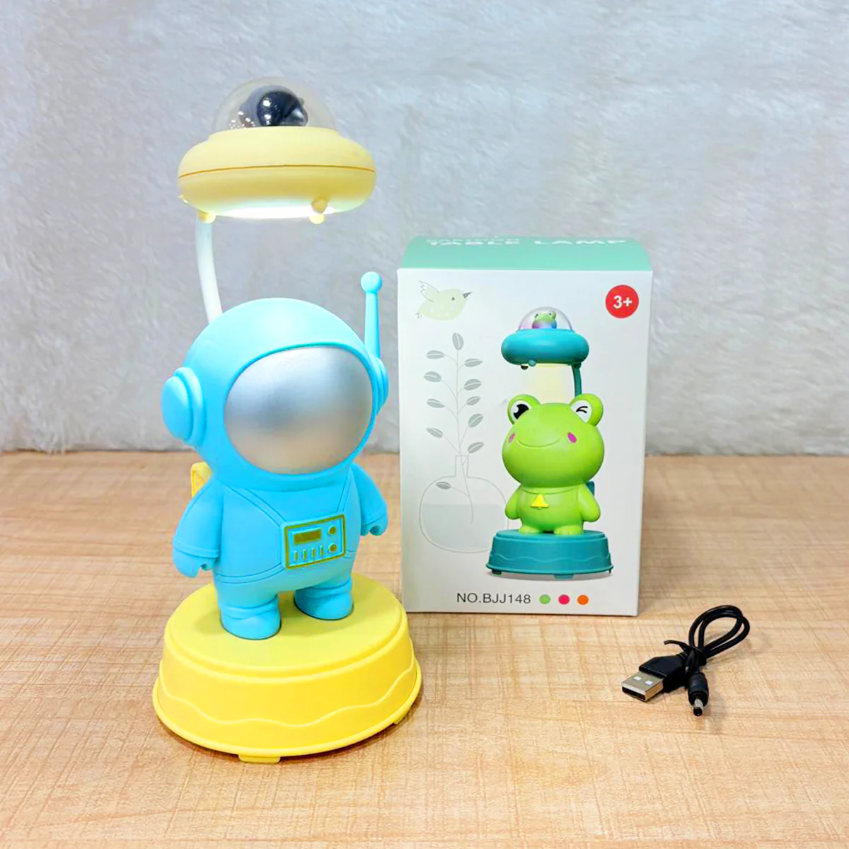 TM0092 Mix-Design Rechargeable Cartoon Animal Table Lamp with Integrated Pencil Sharpener - Pack of 1 - Image 3