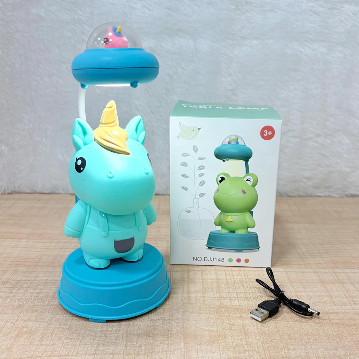 TM0092 Mix-Design Rechargeable Cartoon Animal Table Lamp with Integrated Pencil Sharpener - Pack of 1 - Image 4