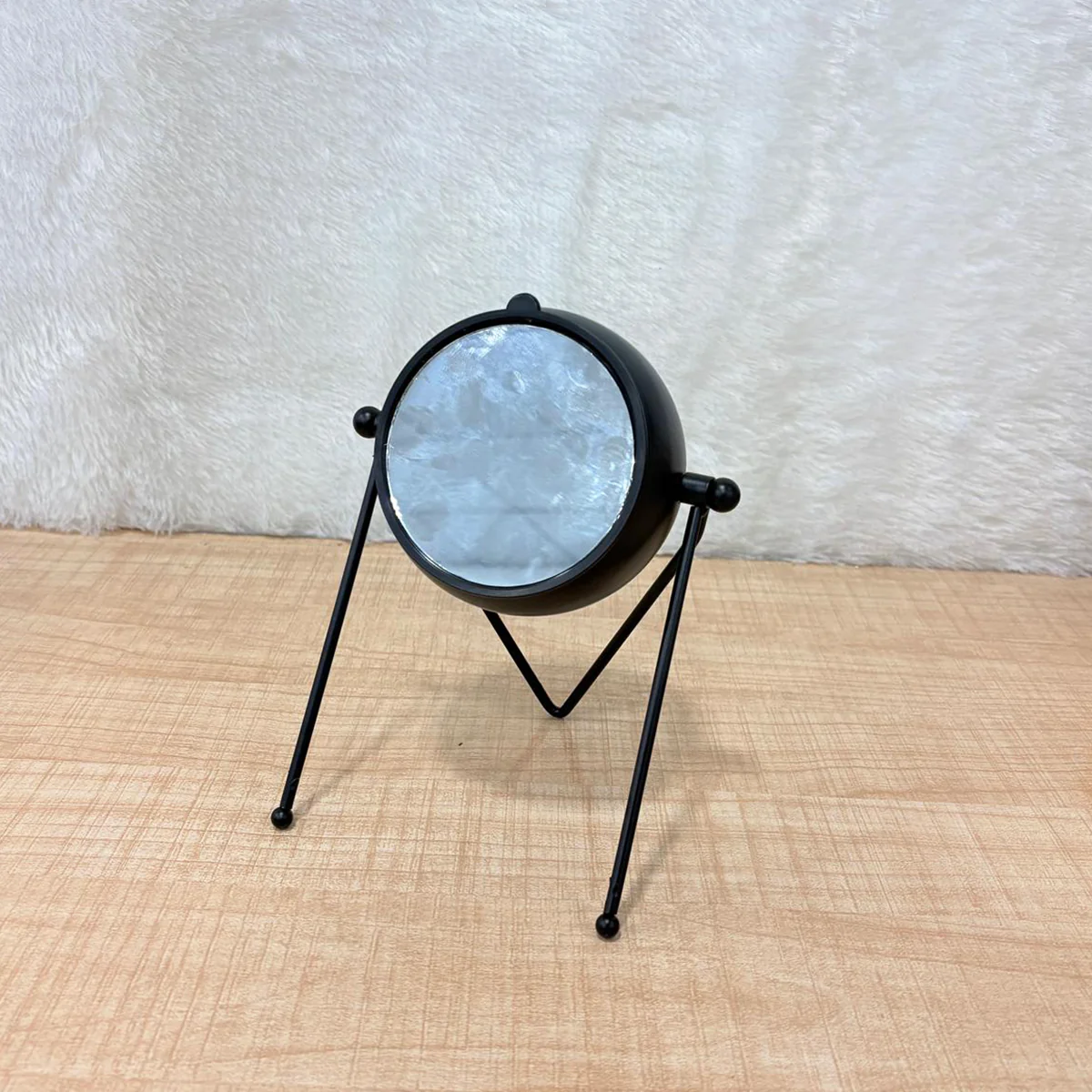 TM0107 Modern Minimalist 2-in-1 Rotating Table Clock & Vanity Mirror - Pack Of 1 - Image 4