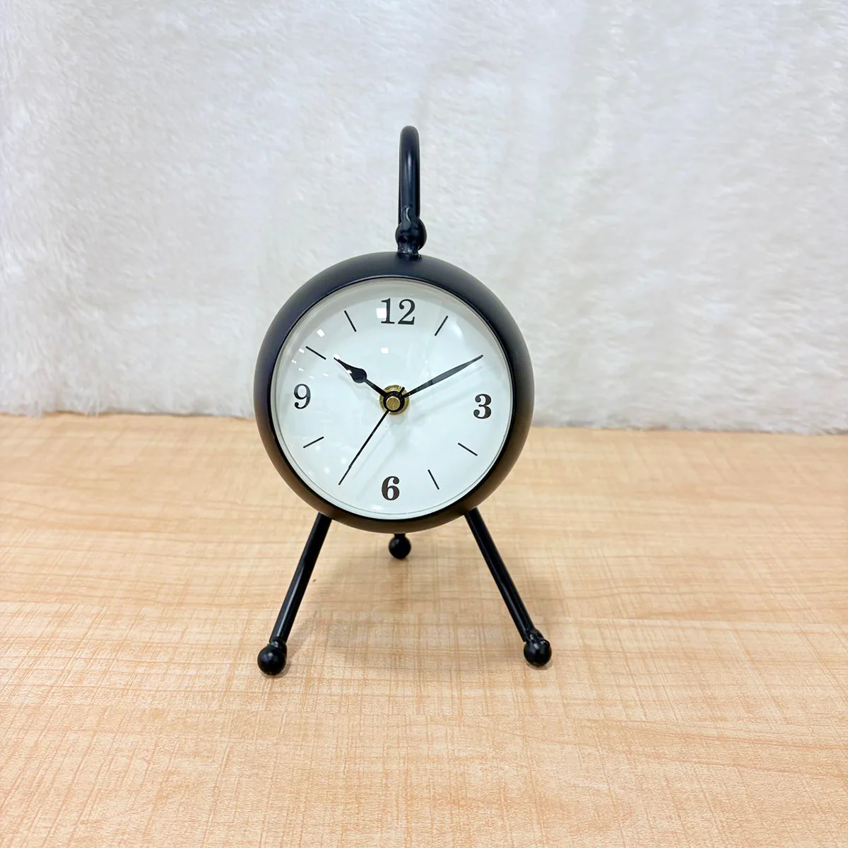 TM0108 Vintage-Style Black Metal Round Table Clock with Tripod Stand - Pack of 1 - Image 4