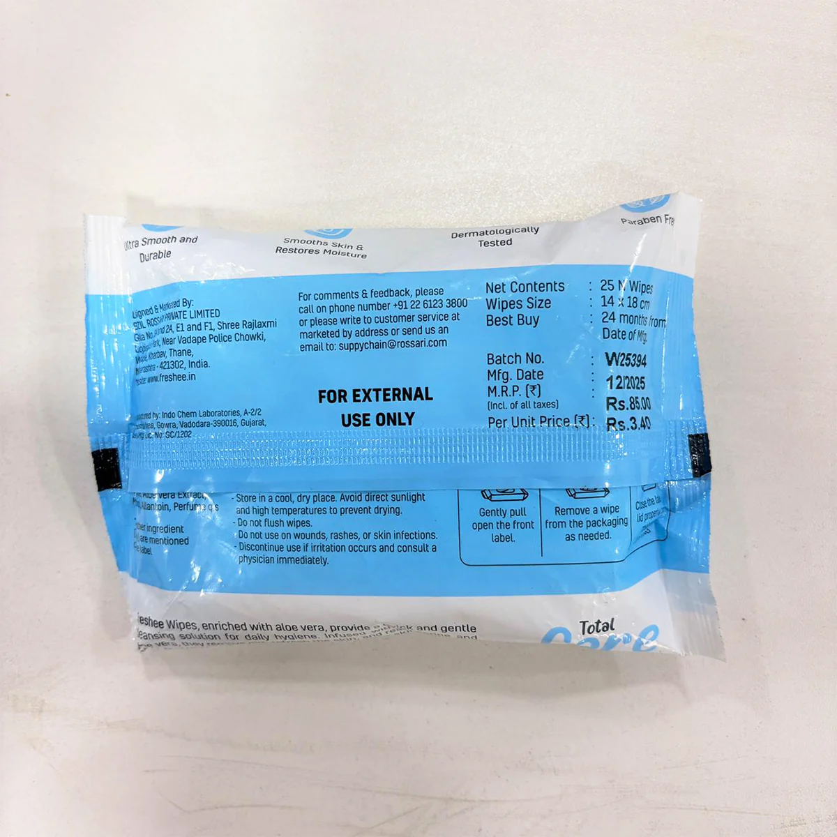 TM0186 Freshee Black Cologne Refreshing Wet Wipes - 25 N Wipes, 14x18cm (Pack of 1) - Image 2